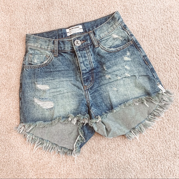 One Teaspoon Pants - One Teaspoon high waist Bonita relaxed jean shorts